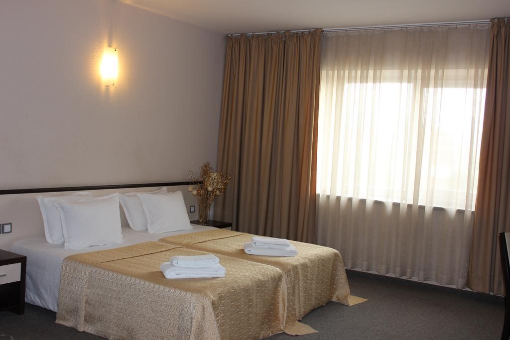 Kendros Hotel Plovdiv Habitación foto